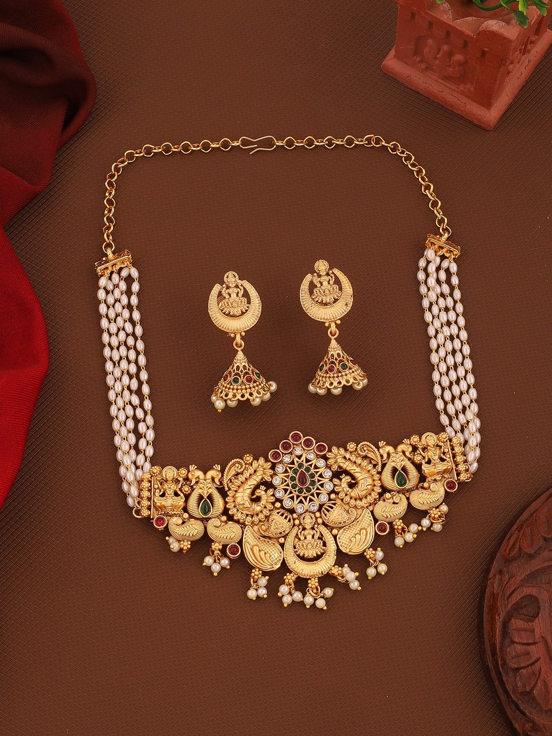 Gold-Plated Stone-Studded & Pearl Beaded Jewellery Set