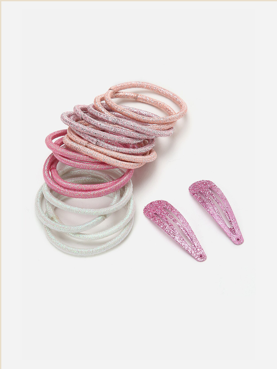 FOREVER 21 Scrunchies Women Set Of 18 Hair Accessory, Peach 
FOREVER 21 Scrunchies Women Set Of 18 Hair Accessory, Peach