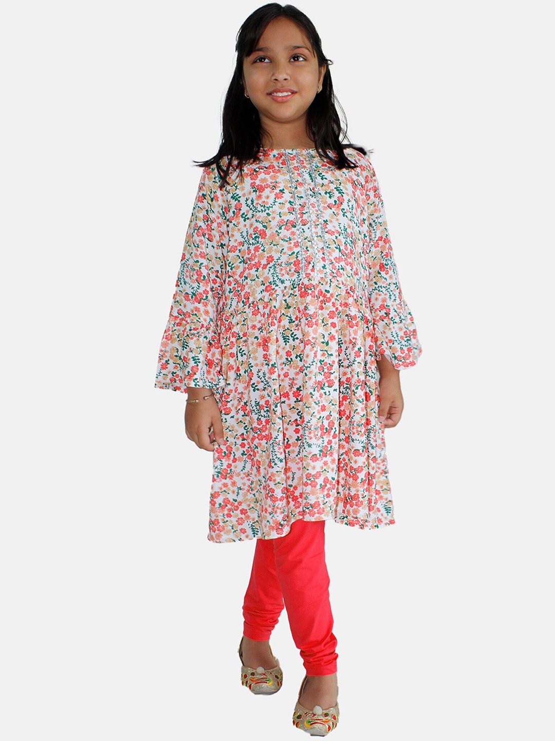 KiddoPanti Girls Round Neck Gotta Patti Floral Printed Empire Kurta & Leggings, White
KiddoPanti Girls Round Neck Gotta Patti Floral Printed Empire Kurta & Leggings, White