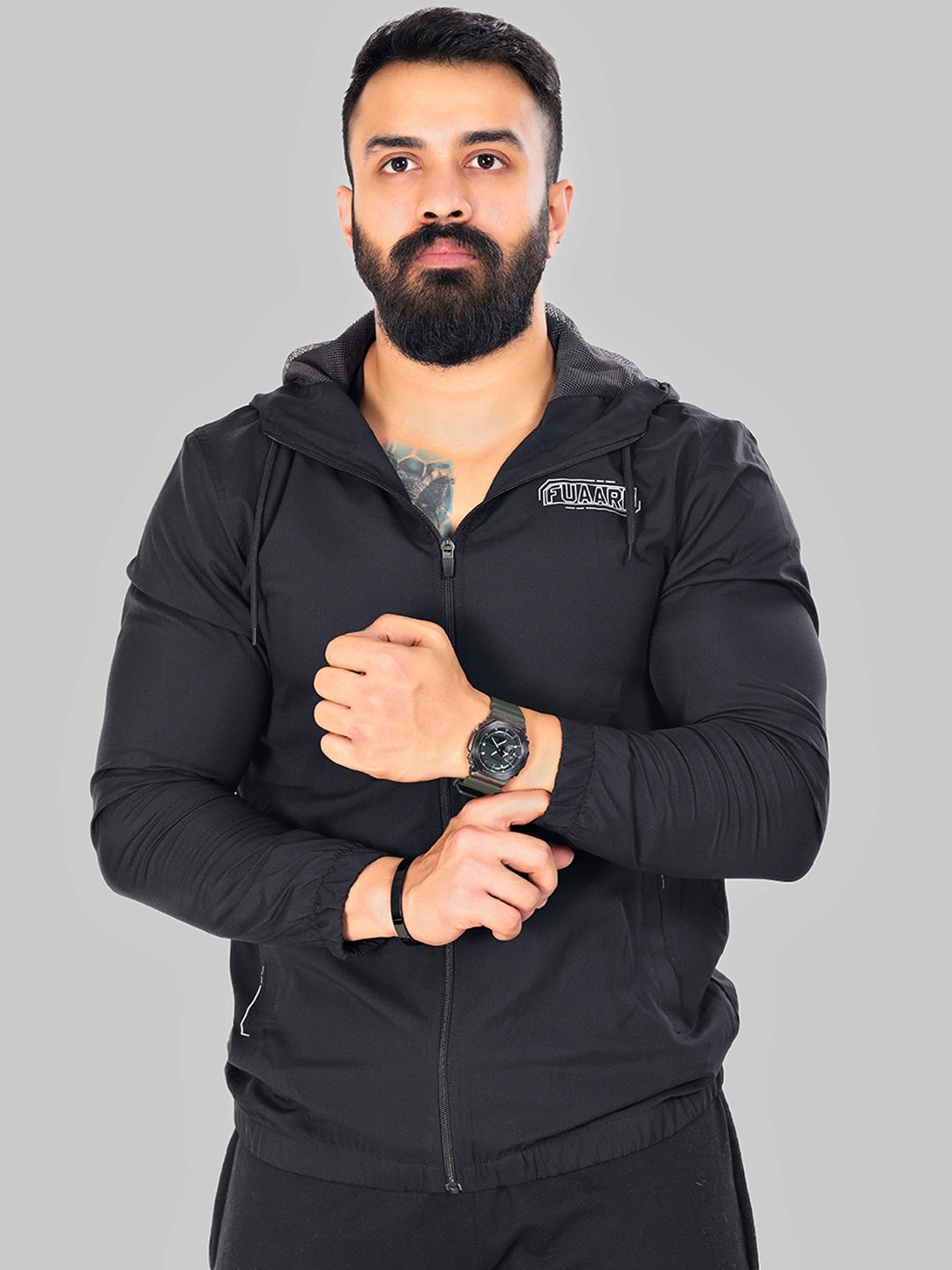 FUAARK Camouflage Lightweight Crop Training or Gym Sporty Jacket, Black