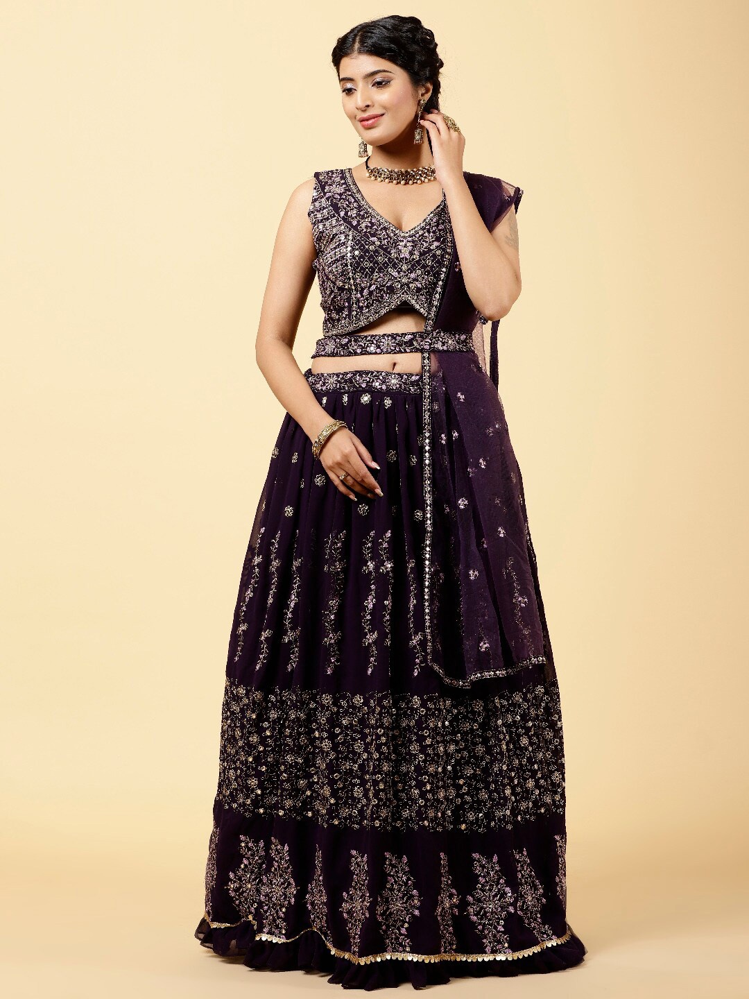 Meena Bazaar Embroidered Sequinned Ready to Wear Lehenga & Blouse With Dupatta, Burgundy
Meena Bazaar Embroidered Sequinned Ready to Wear Lehenga & Blouse With Dupatta, Burgundy