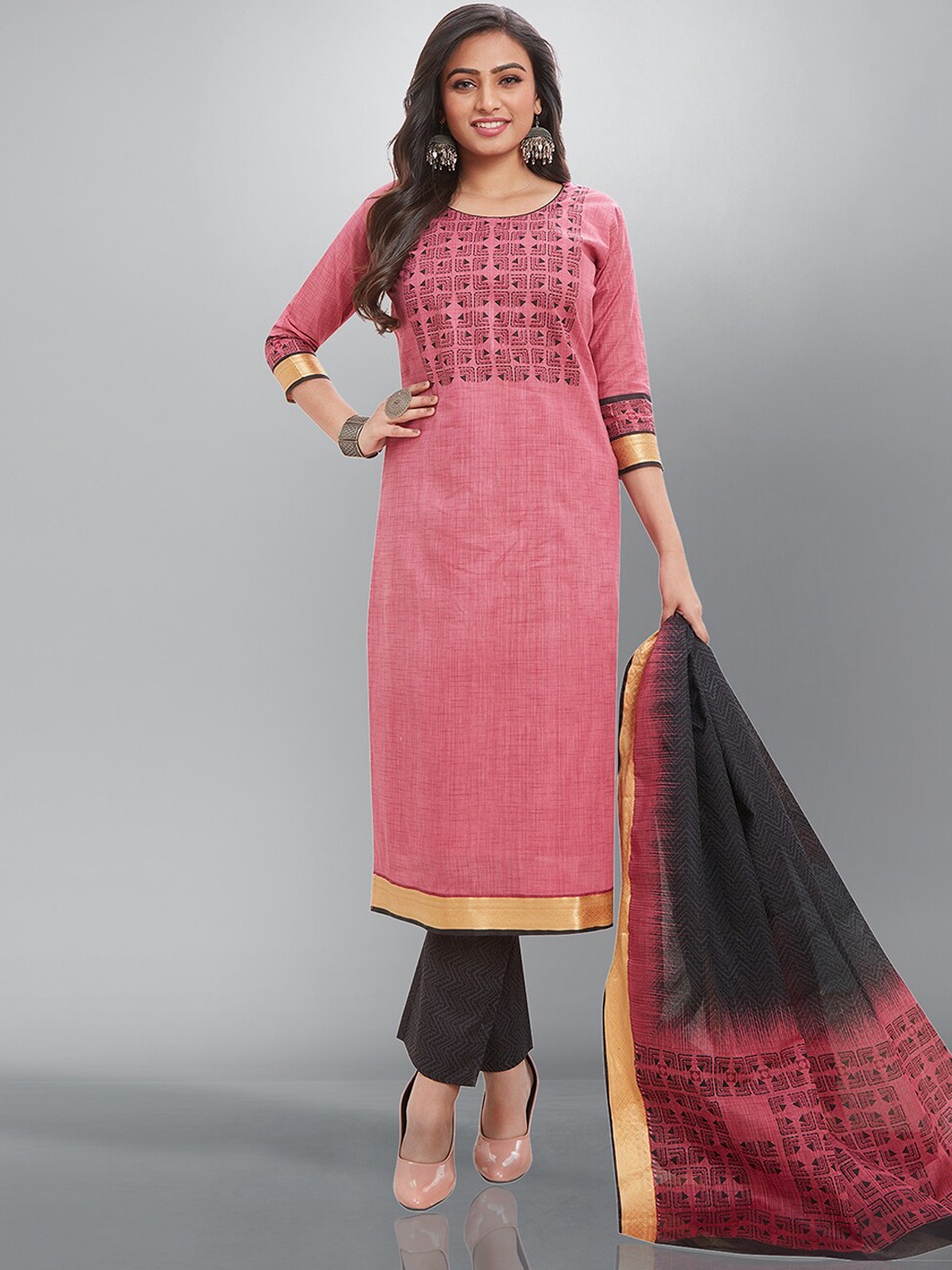 Jevi Prints Geometric Printed Regular Pure Cotton Kurta With Trousers & With Dupatta, Pink
Jevi Prints Geometric Printed Regular Pure Cotton Kurta With Trousers & With Dupatta, Pink