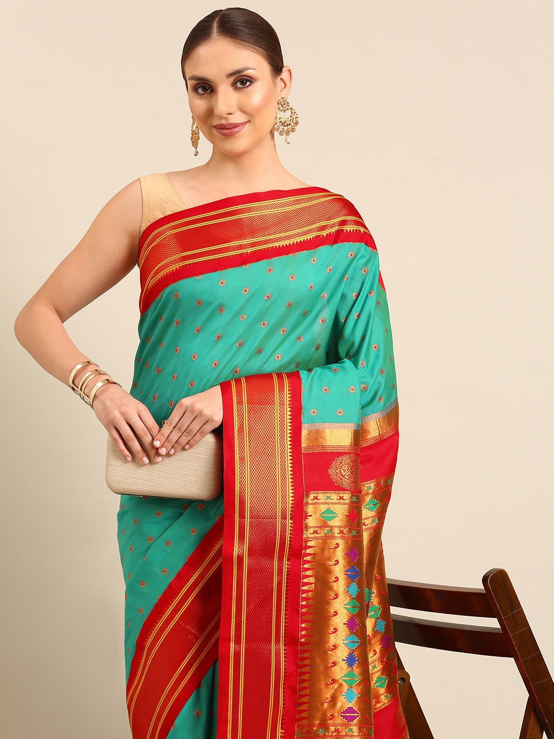 Varkala Silk Sarees Ethnic Motifs Zari Silk Blend Handloom Paithani Saree, Turquoise blue
Varkala Silk Sarees Ethnic Motifs Zari Silk Blend Handloom Paithani Saree, Turquoise blue