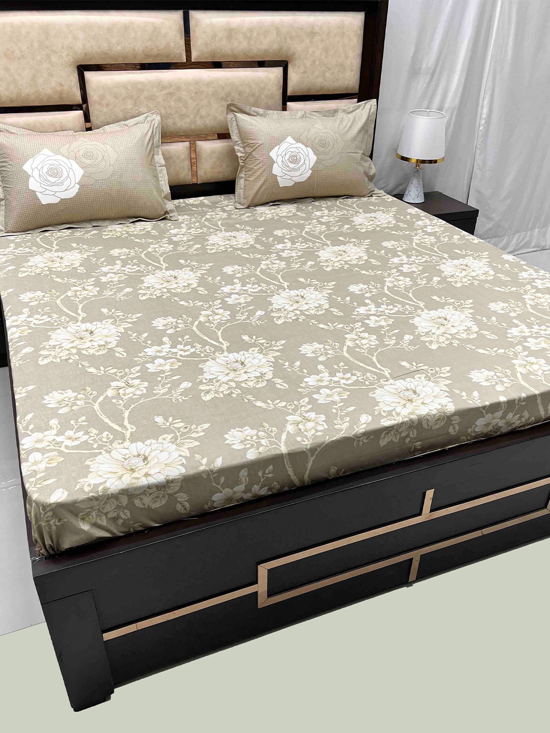 Pure Decor Beige & White Floral Pure Cotton 400 TC King Bedsheet With 2 Pillow Covers
Pure Decor Beige & White Floral Pure Cotton 400 TC King Bedsheet With 2 Pillow Covers