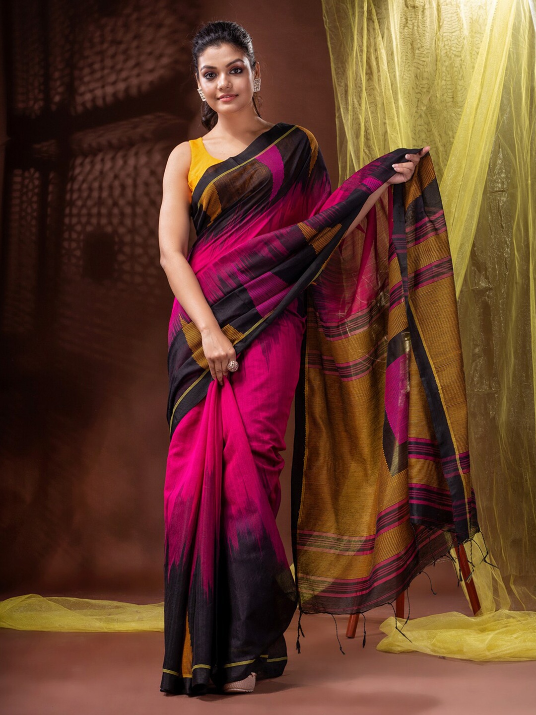 Mitera Pink & Black Geometric Woven Design Saree