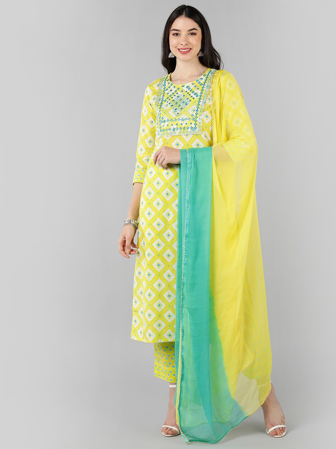 AHIKA Geometric Printed Regular Pure Cotton Kurta With Trousers & With Dupatta, Yellow
AHIKA Geometric Printed Regular Pure Cotton Kurta With Trousers & With Dupatta, Yellow