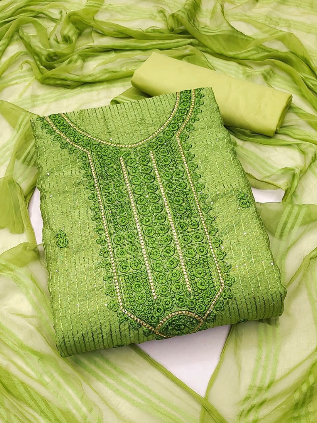 APNISHA Ethnic Motifs Embroidered Sequinned Unstitched Dress Material, Lime green
APNISHA Ethnic Motifs Embroidered Sequinned Unstitched Dress Material, Lime green