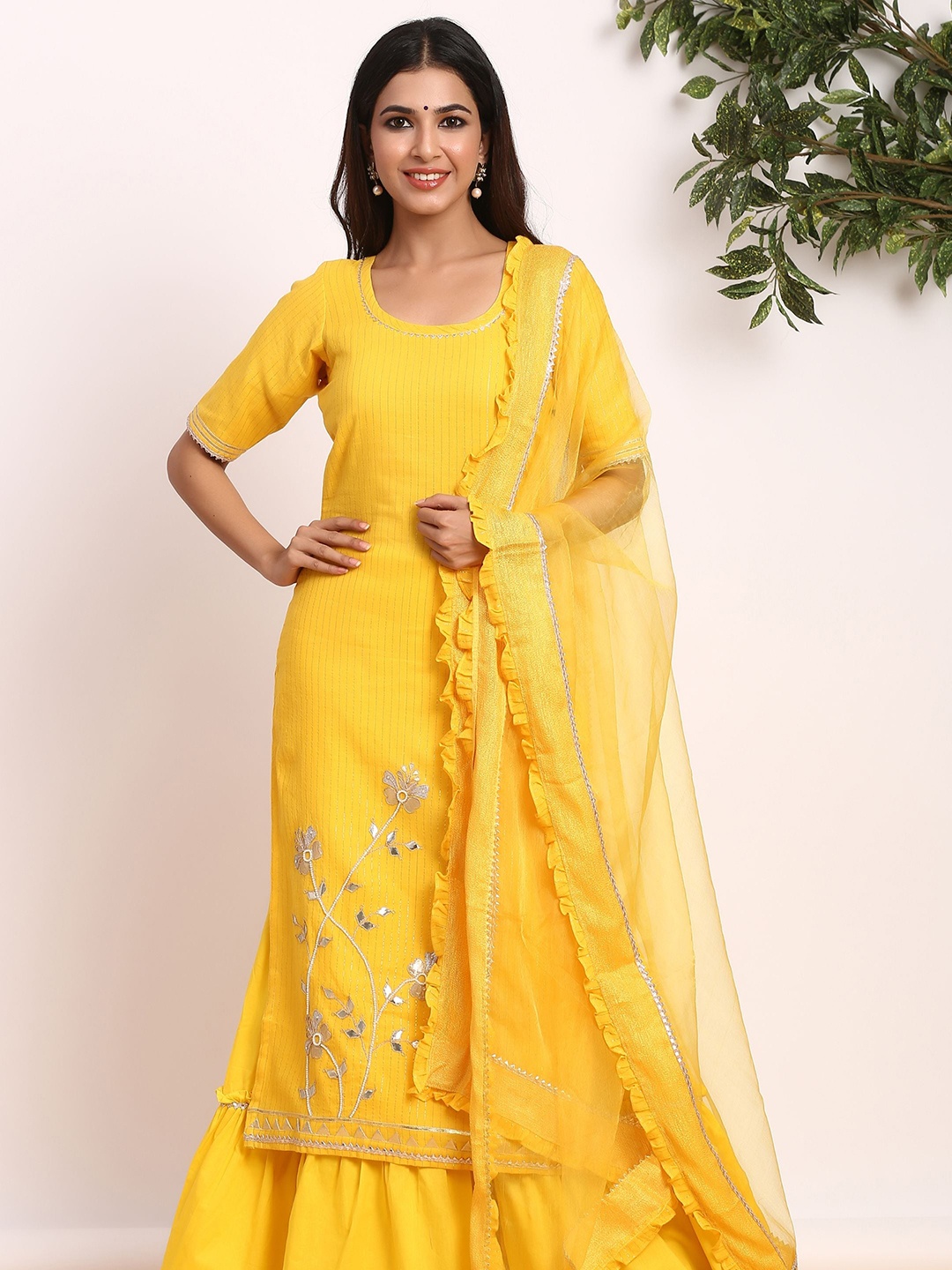 GILLORI Floral Embroidered Gotta Patti Straight Kurta & Sharara With Dupatta, Yellow
GILLORI Floral Embroidered Gotta Patti Straight Kurta & Sharara With Dupatta, Yellow