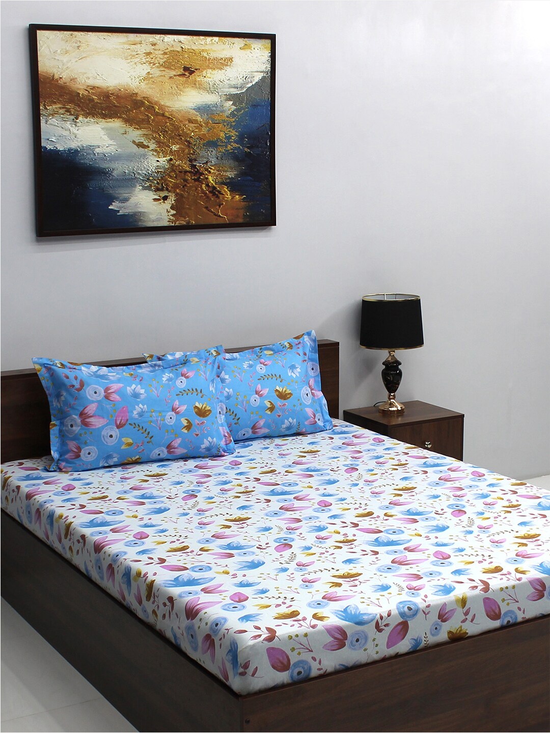 BOMBAY DYEING Ivyrose White & Blue Floral Cotton 110 TC Queen Bedsheet & 2 Pillow Covers
BOMBAY DYEING Ivyrose White & Blue Floral Cotton 110 TC Queen Bedsheet & 2 Pillow Covers