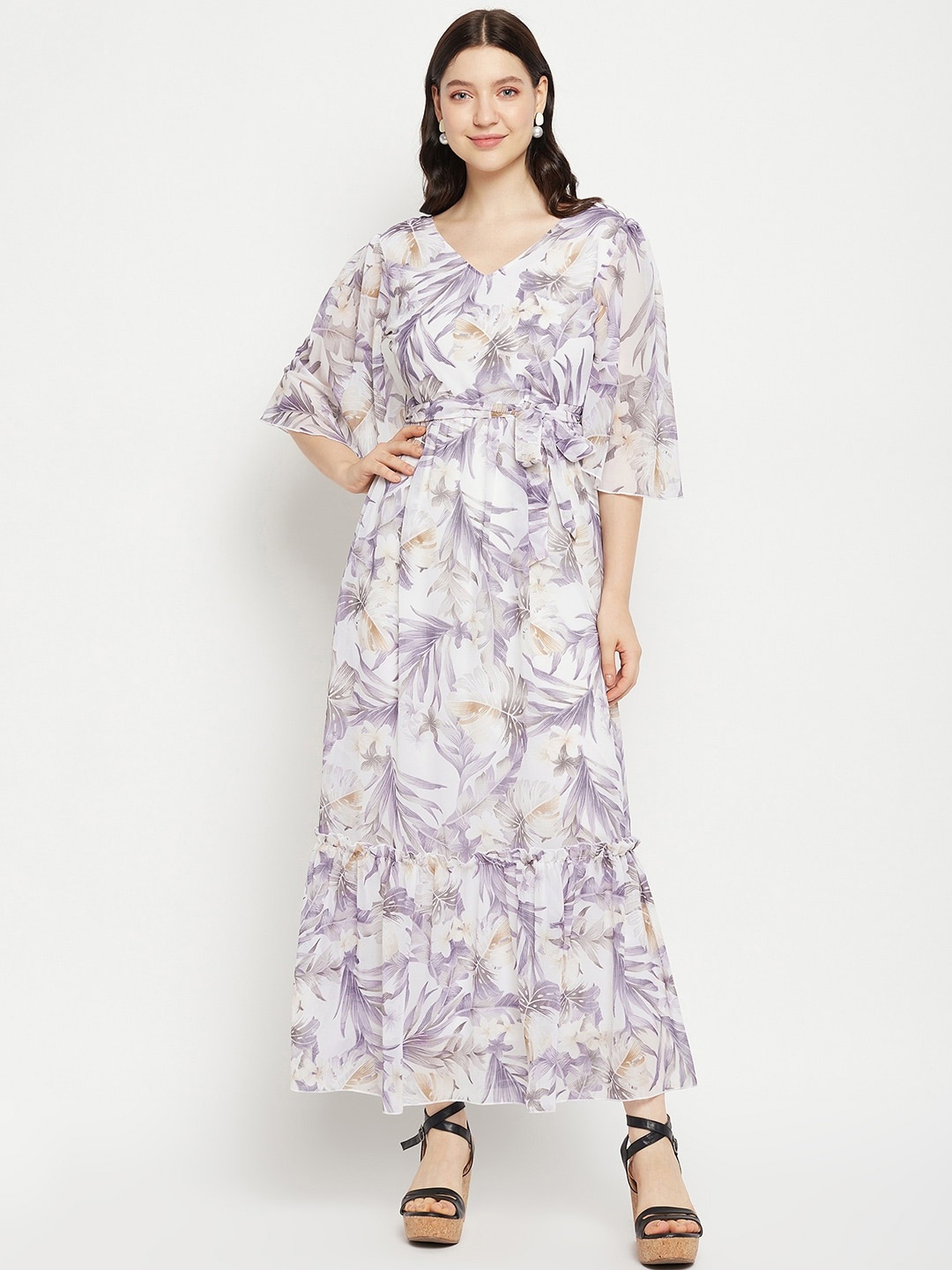 Bitterlime Floral Printed V-Neck Flared Sleeves Tie-Up Detailed Fit & Flare Maxi Dress, White
Bitterlime Floral Printed V-Neck Flared Sleeves Tie-Up Detailed Fit & Flare Maxi Dress, White