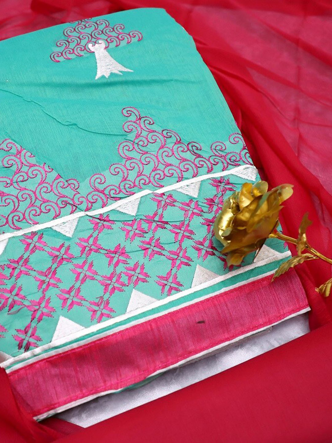 APNISHA Ethnic Motifs Embroidered Unstitched Dress Material, Green
APNISHA Ethnic Motifs Embroidered Unstitched Dress Material, Green