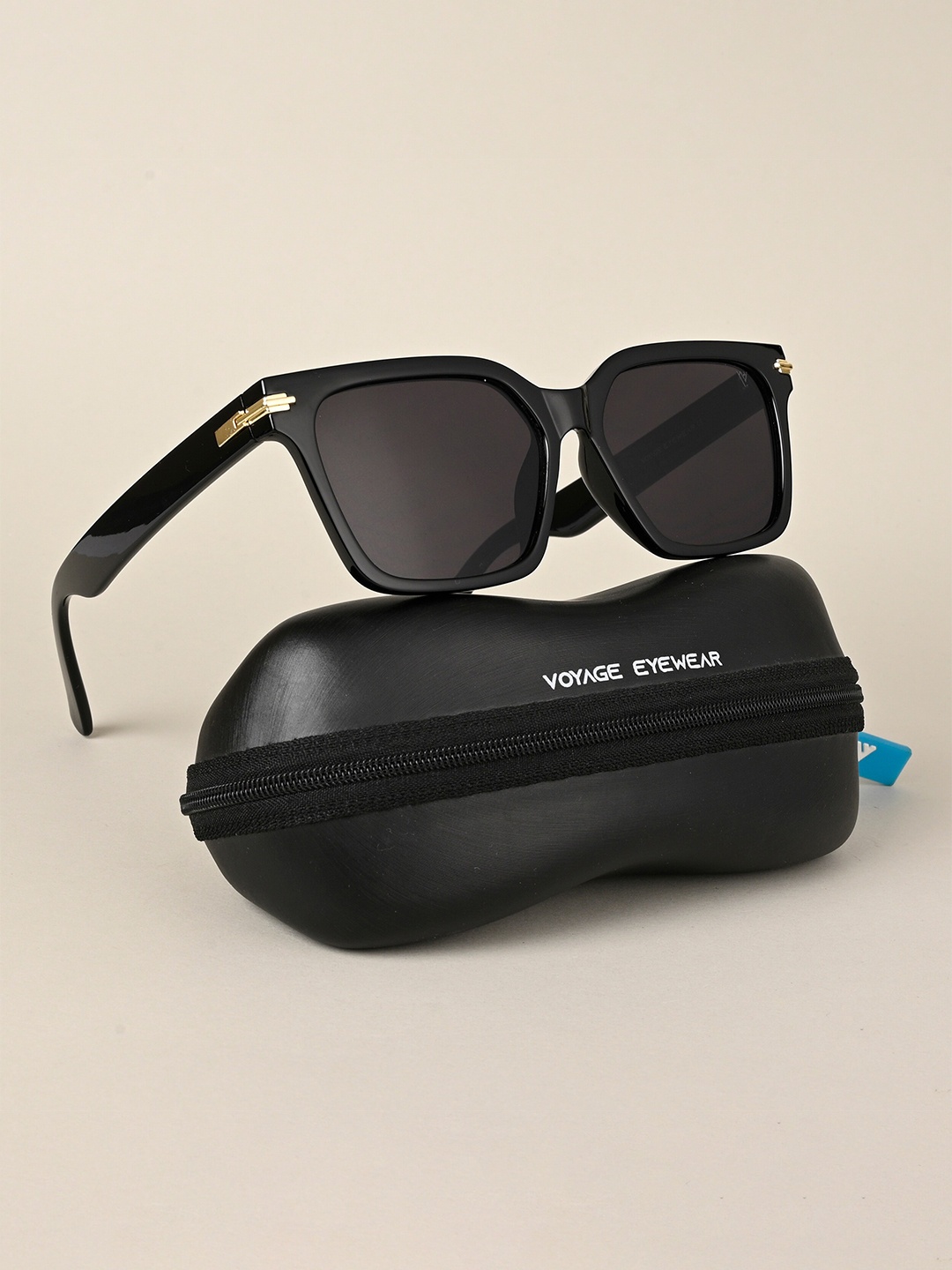 Voyage Women Full Rim Wayfarer Sunglasses with UV Protected Lens W9017MG4256, Black
Voyage Women Full Rim Wayfarer Sunglasses with UV Protected Lens W9017MG4256, Black