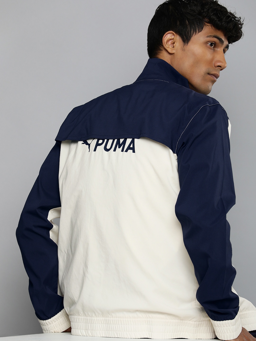 Puma Brand Logo Printed Colourblocked dryCELL Training or Gym Sporty Jacket, Off white
Puma Brand Logo Printed Colourblocked dryCELL Training or Gym Sporty Jacket, Off white