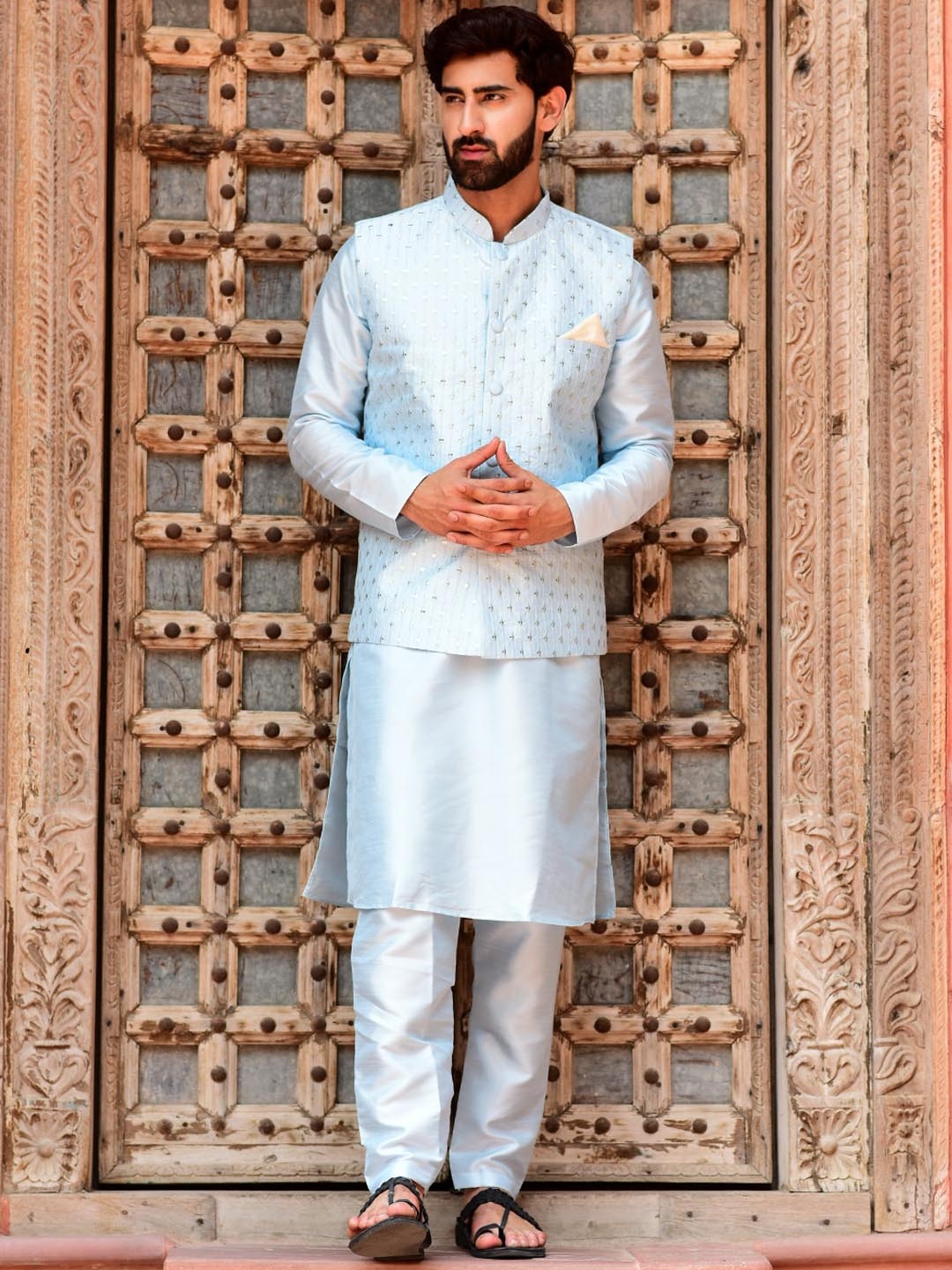 HOUSE OF DEYANN Embroidered Regular Pure Cotton Kurta with Churidar & Nehru Jacket, Blue
HOUSE OF DEYANN Embroidered Regular Pure Cotton Kurta with Churidar & Nehru Jacket, Blue