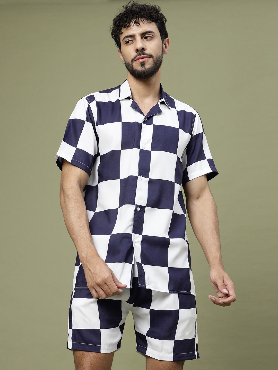 Vrundavan ethics Men Checked Shirt & Short, Blue