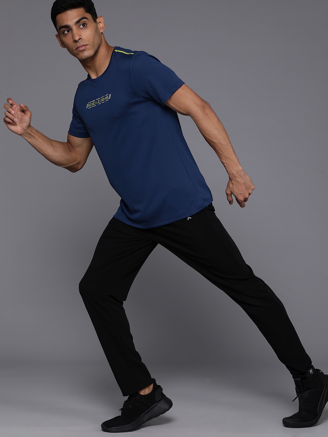 HRX by Hrithik Roshan Typography Printed Reflective Detailed Rapid-Dry Running T-shirt, Navy blue
HRX by Hrithik Roshan Typography Printed Reflective Detailed Rapid-Dry Running T-shirt, Navy blue