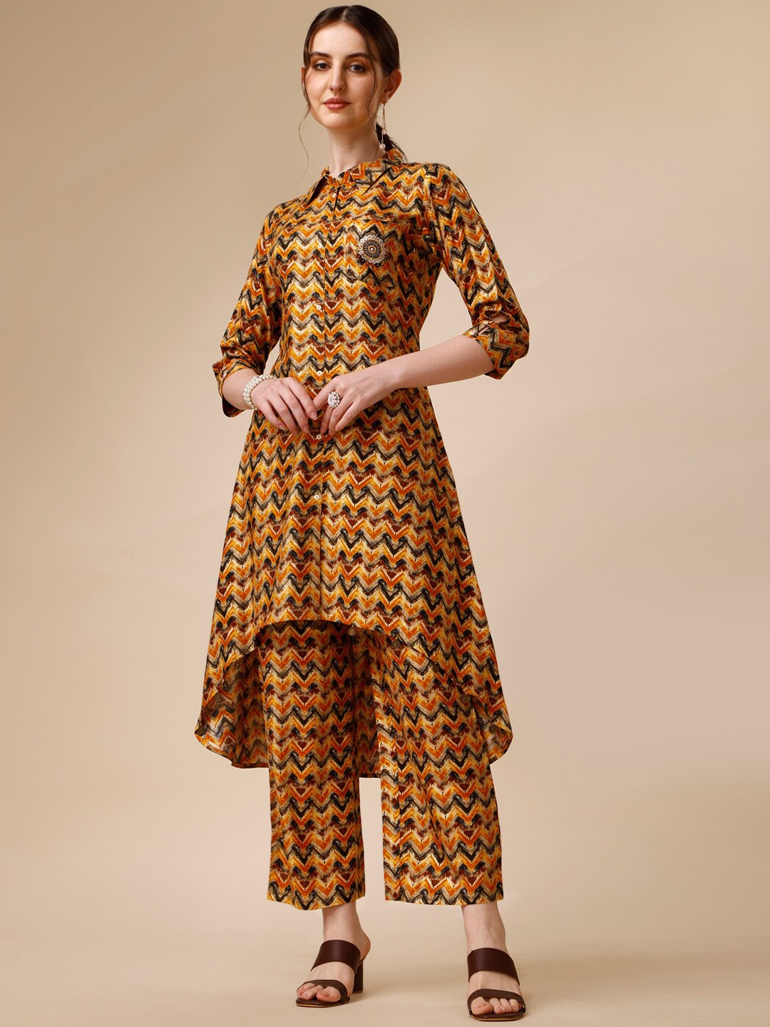 Berrylicious Chevron Printed Shirt Collar High Low A-Line Kurta & Trousers, Yellow
Berrylicious Chevron Printed Shirt Collar High Low A-Line Kurta & Trousers, Yellow