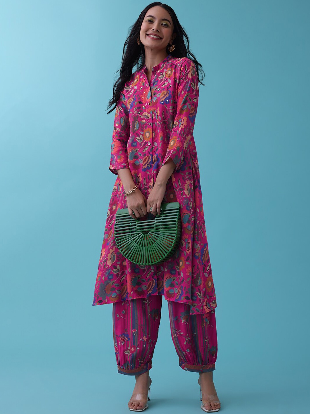 KALKI Fashion Floral Printed Sequinned Mandarin Collar Pure Cotton Kurta with Harem Pants, Pink
KALKI Fashion Floral Printed Sequinned Mandarin Collar Pure Cotton Kurta with Harem Pants, Pink