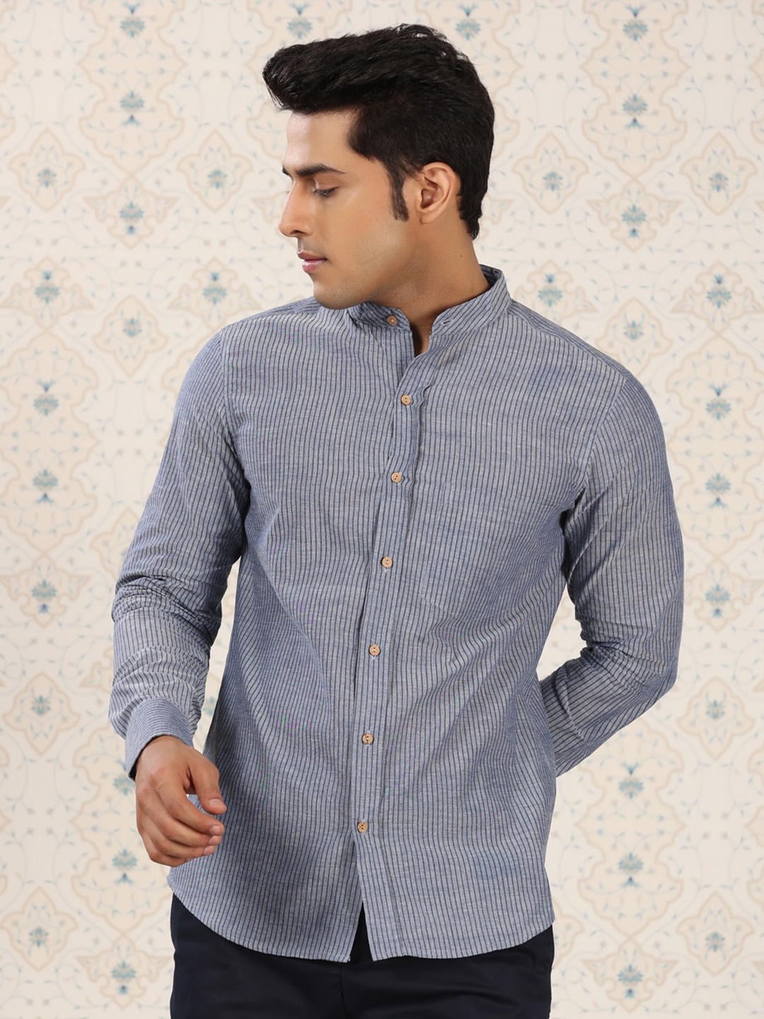 Ode by House of Pataudi Striped Mandarin Collar Comfort Pure Cotton Casual Shirt, Grey
Ode by House of Pataudi Striped Mandarin Collar Comfort Pure Cotton Casual Shirt, Grey