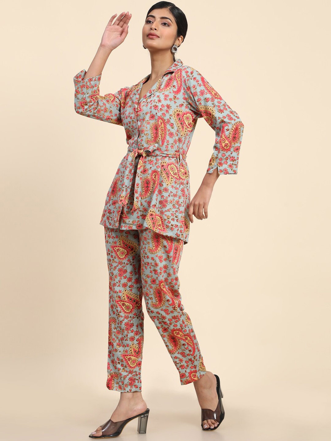 BAESD Paisley Printed Lapel Collar Top & Boot-Cut Wrinkle Free Trousers Pant Co-Ord Set, Blue
BAESD Paisley Printed Lapel Collar Top & Boot-Cut Wrinkle Free Trousers Pant Co-Ord Set, Blue