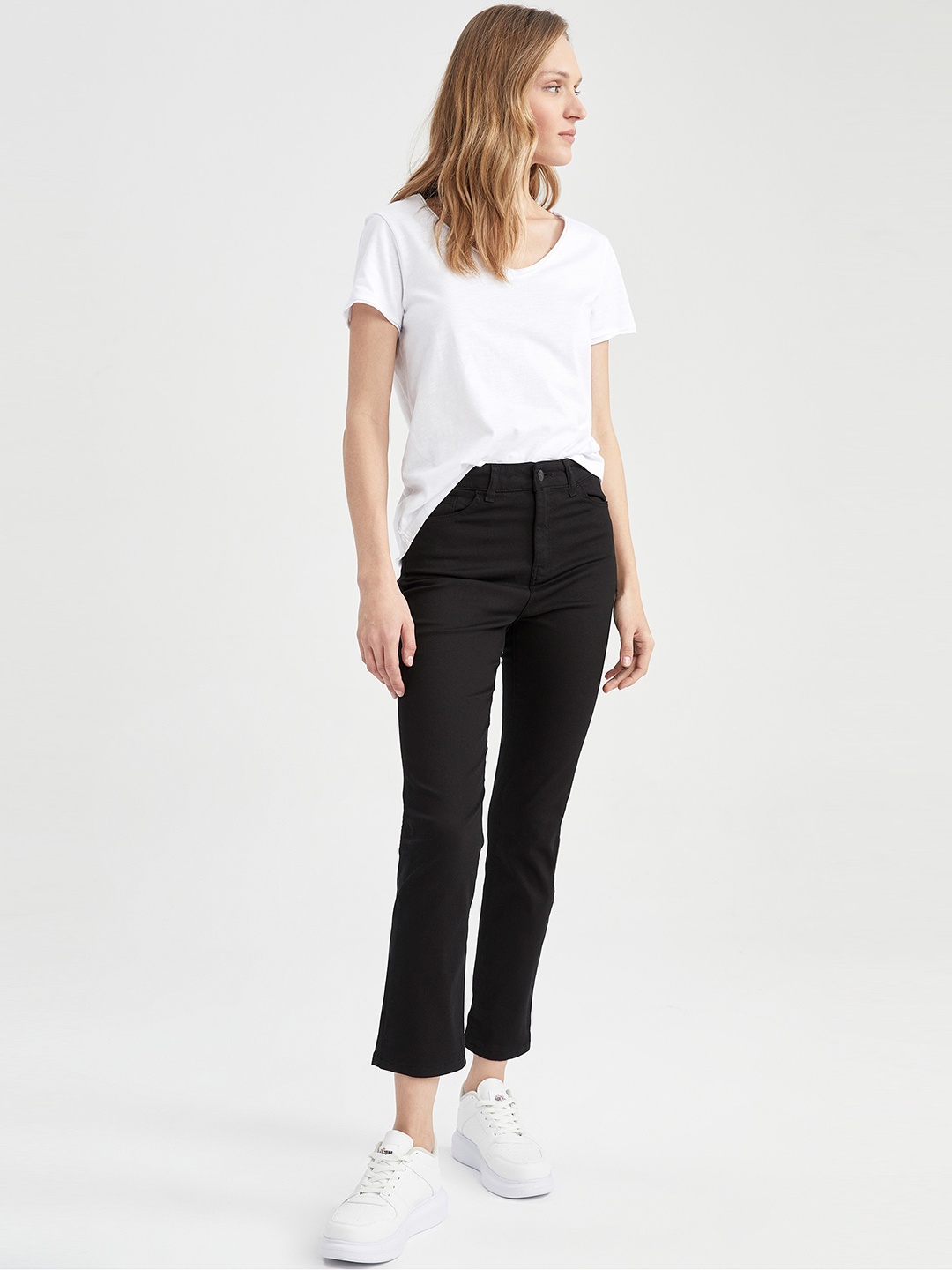 DeFacto Women No Fade Clean Look Jeans, Black