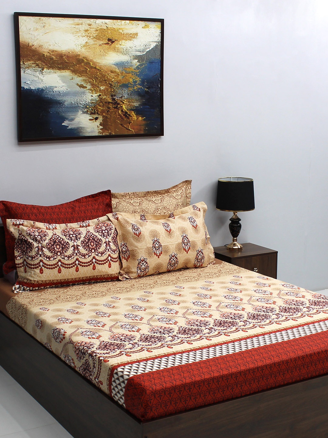 BOMBAY DYEING Celebrating India Beige & Red Printed Cotton 210 TC King Bedsheet Set
BOMBAY DYEING Celebrating India Beige & Red Printed Cotton 210 TC King Bedsheet Set