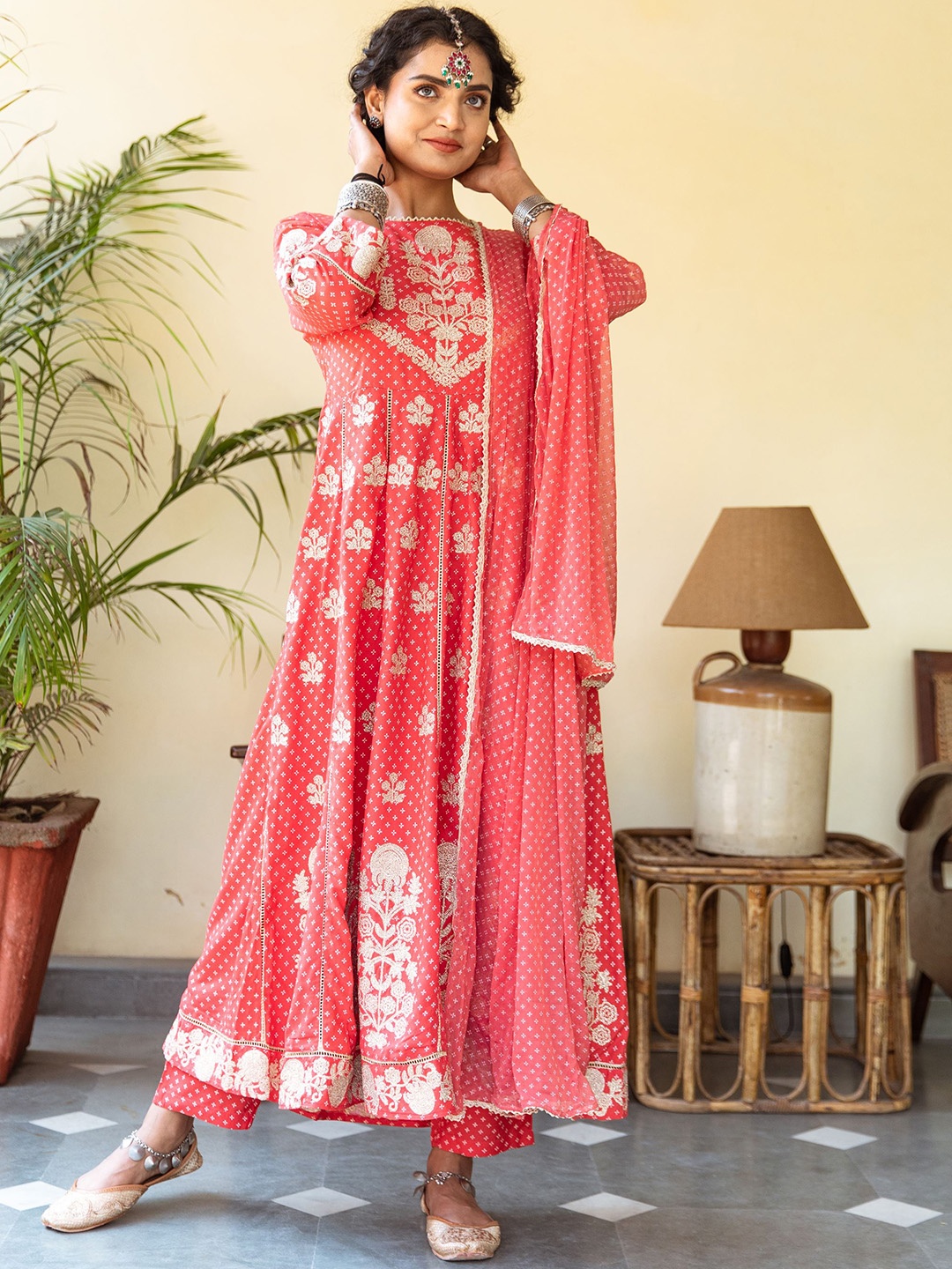 KALINI Ethnic Motifs Printed Panelled Beads and Stones Kurta & Trousers With Dupatta, Peach
KALINI Ethnic Motifs Printed Panelled Beads and Stones Kurta & Trousers With Dupatta, Peach