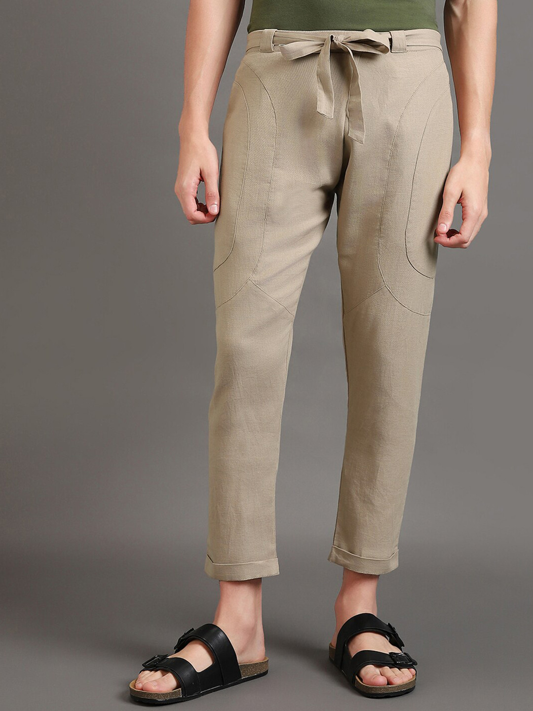 Bewakoof Men Brown Regular Fit Mid Rise Cotton Regular Trousers
Bewakoof Men Brown Regular Fit Mid Rise Cotton Regular Trousers