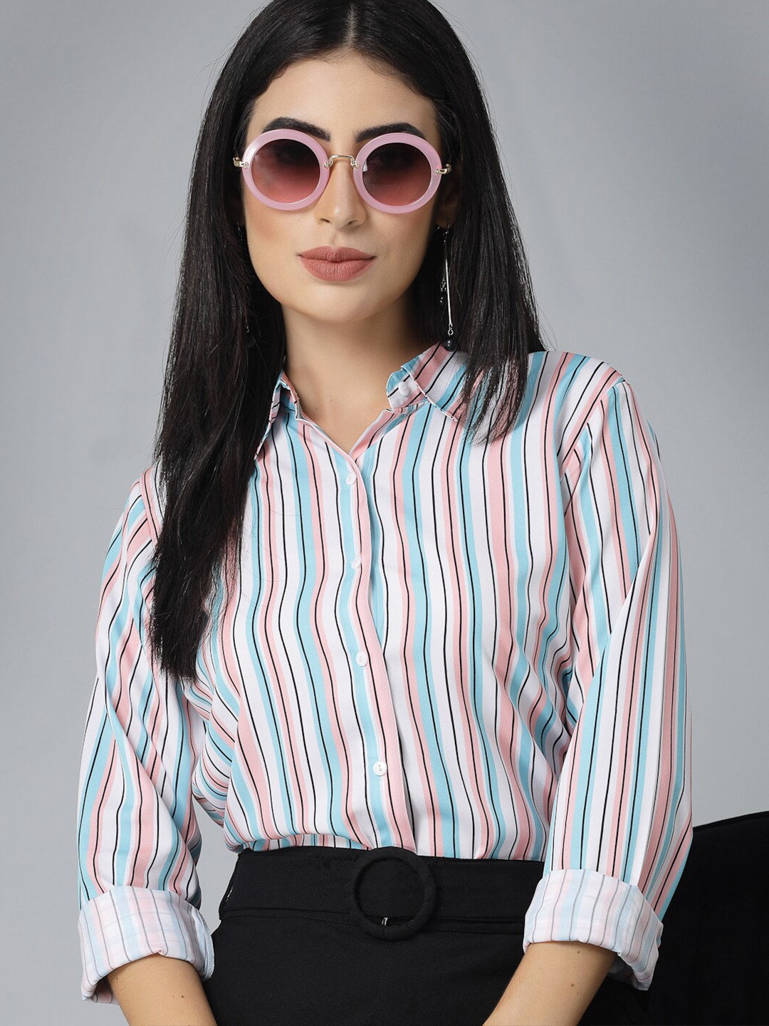 Style Quotient White & Pink Vertical Striped Smart Regular Fit Formal Shirt
Style Quotient White & Pink Vertical Striped Smart Regular Fit Formal Shirt
