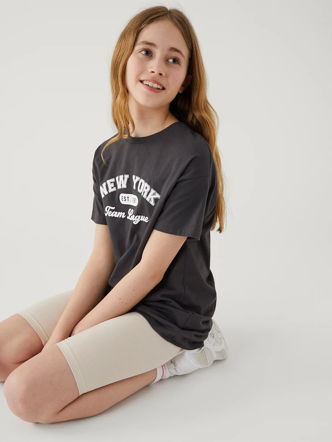 Marks & Spencer Girls Typography Printed Drop-Shoulder Sleeves Cotton Regular T-shirt, Black
Marks & Spencer Girls Typography Printed Drop-Shoulder Sleeves Cotton Regular T-shirt, Black
