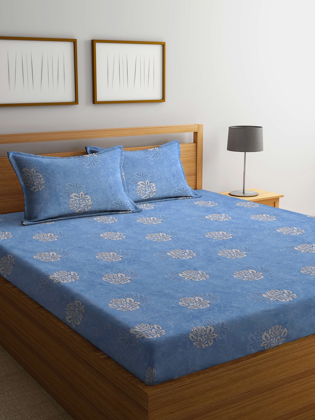 KLOTTHE Blue & White Floral Printed 400 TC Fitted Double Bedsheet with 2 Pillow Coves
KLOTTHE Blue & White Floral Printed 400 TC Fitted Double Bedsheet with 2 Pillow Coves