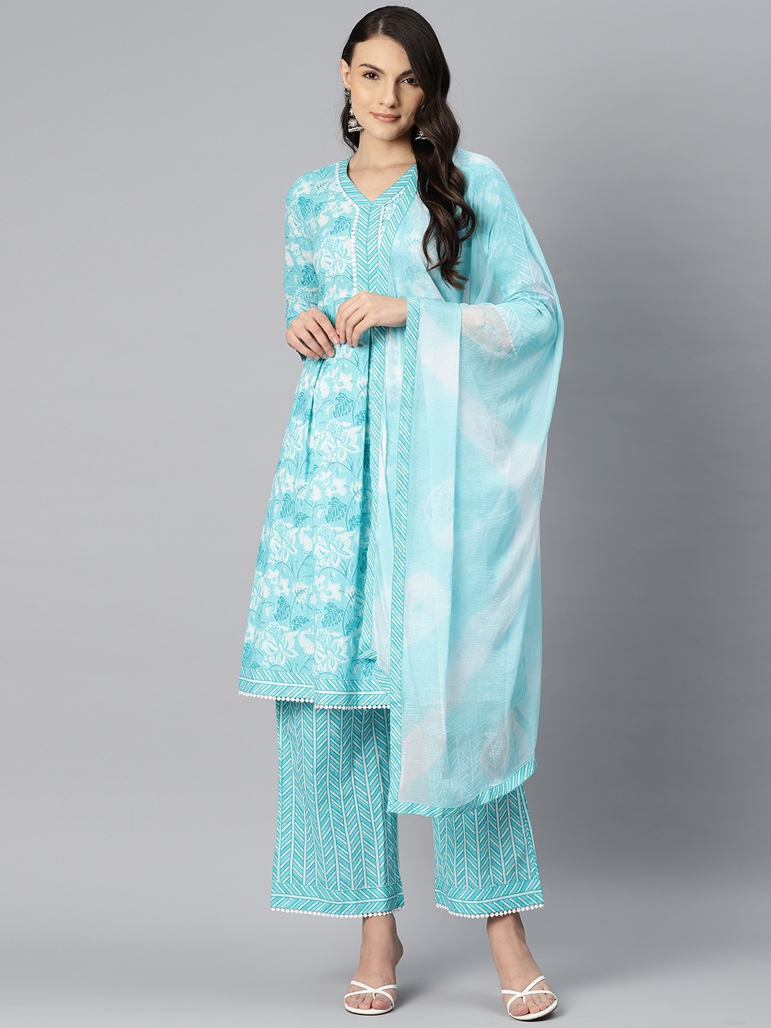 KALINI Women Floral Printed Empire Pure Cotton Kurta with Palazzos & With Dupatta, Turquoise blue
KALINI Women Floral Printed Empire Pure Cotton Kurta with Palazzos & With Dupatta, Turquoise blue