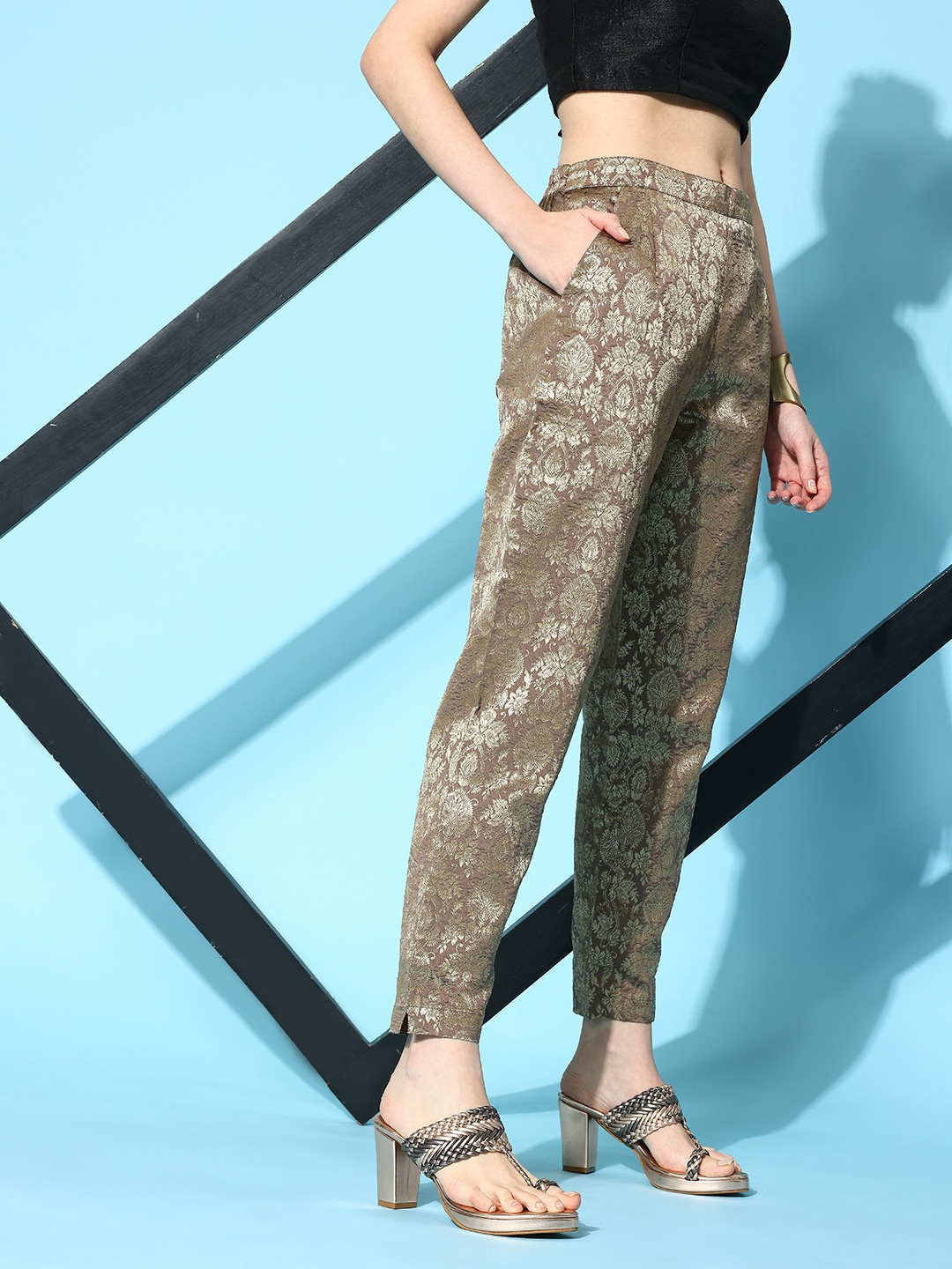 Sangria Women Ethnic Motifs Embroidered Relaxed Tapered Fit Easy Wash Jacquard Trousers, Grey
Sangria Women Ethnic Motifs Embroidered Relaxed Tapered Fit Easy Wash Jacquard Trousers, Grey