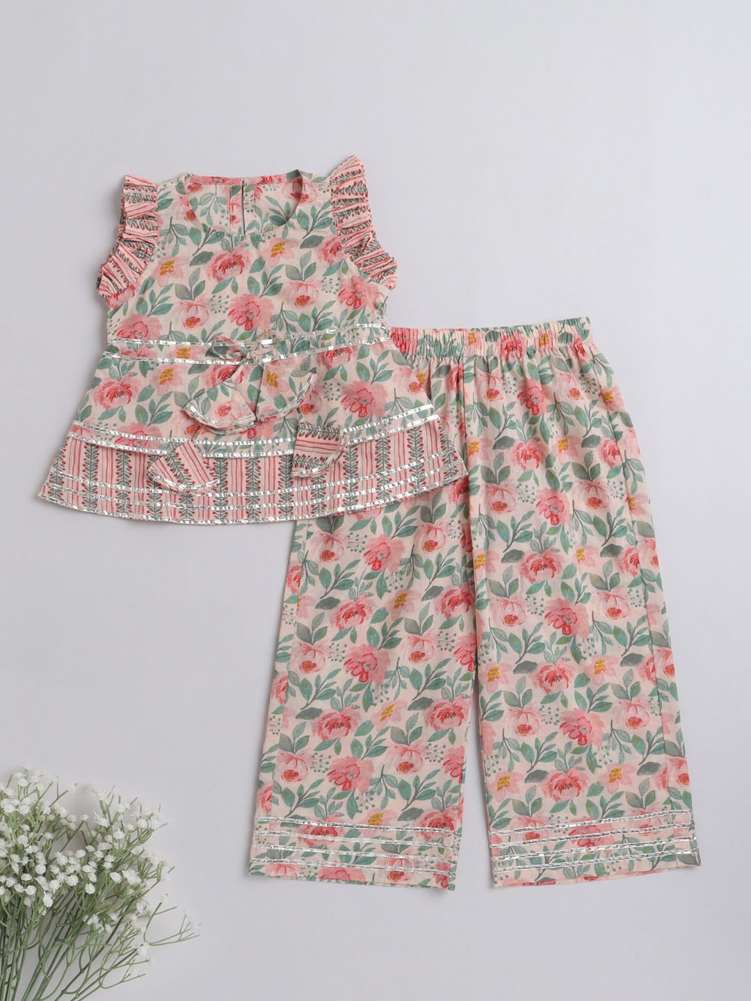 The Magic Wand Girls Floral Printed Regular Gotta Patti Pure Cotton Top With Palazzos, Peach
The Magic Wand Girls Floral Printed Regular Gotta Patti Pure Cotton Top With Palazzos, Peach