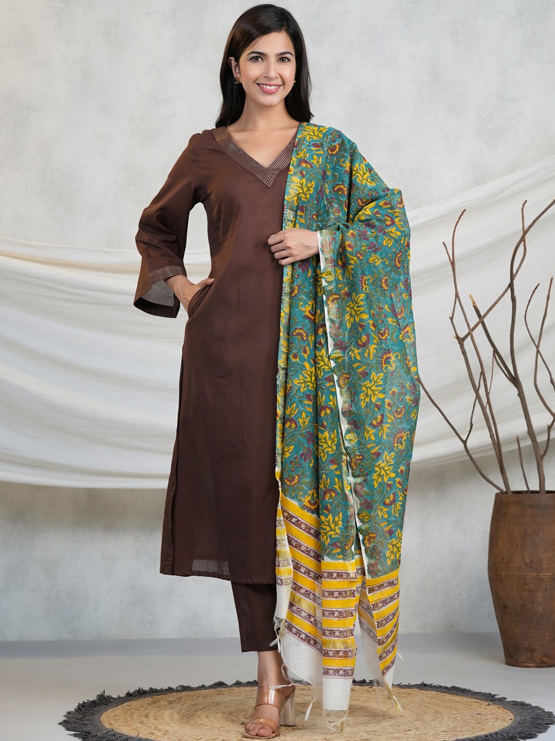 Adveta V-Neck Flared Sleeves Thread Work Straight Kurta With Trousers & Dupatta, Brown
Adveta V-Neck Flared Sleeves Thread Work Straight Kurta With Trousers & Dupatta, Brown