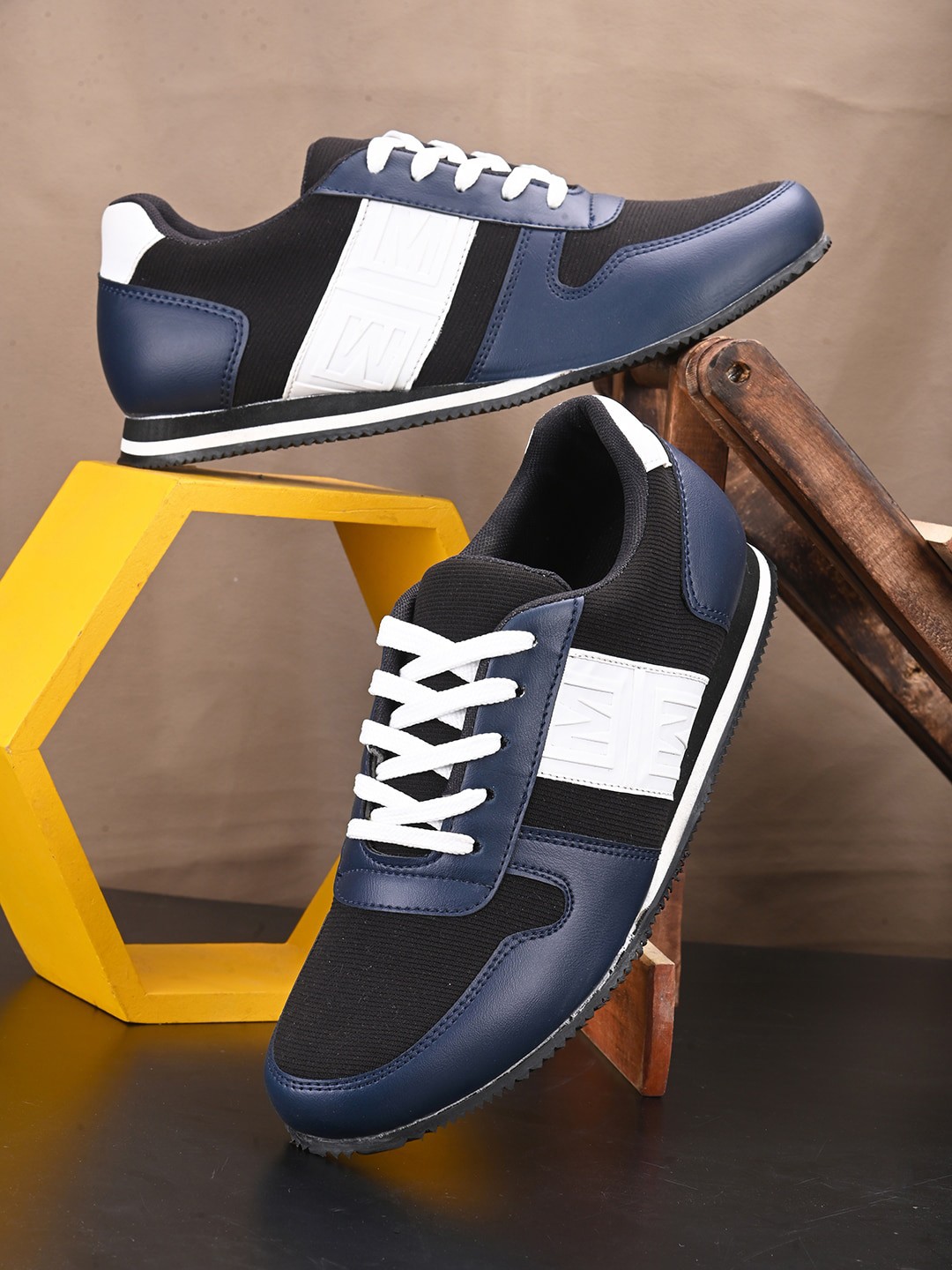 Mast & Harbour Men Black & Navy Blue Colourblocked Padded Insole Contrast Sole Sneakers