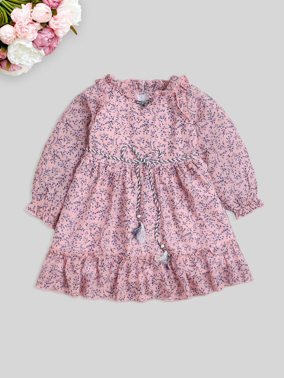 The Magic Wand Girls Floral Printed Puff Sleeves Tie Ups Fit & Flare Dress With Belt, Peach
The Magic Wand Girls Floral Printed Puff Sleeves Tie Ups Fit & Flare Dress With Belt, Peach