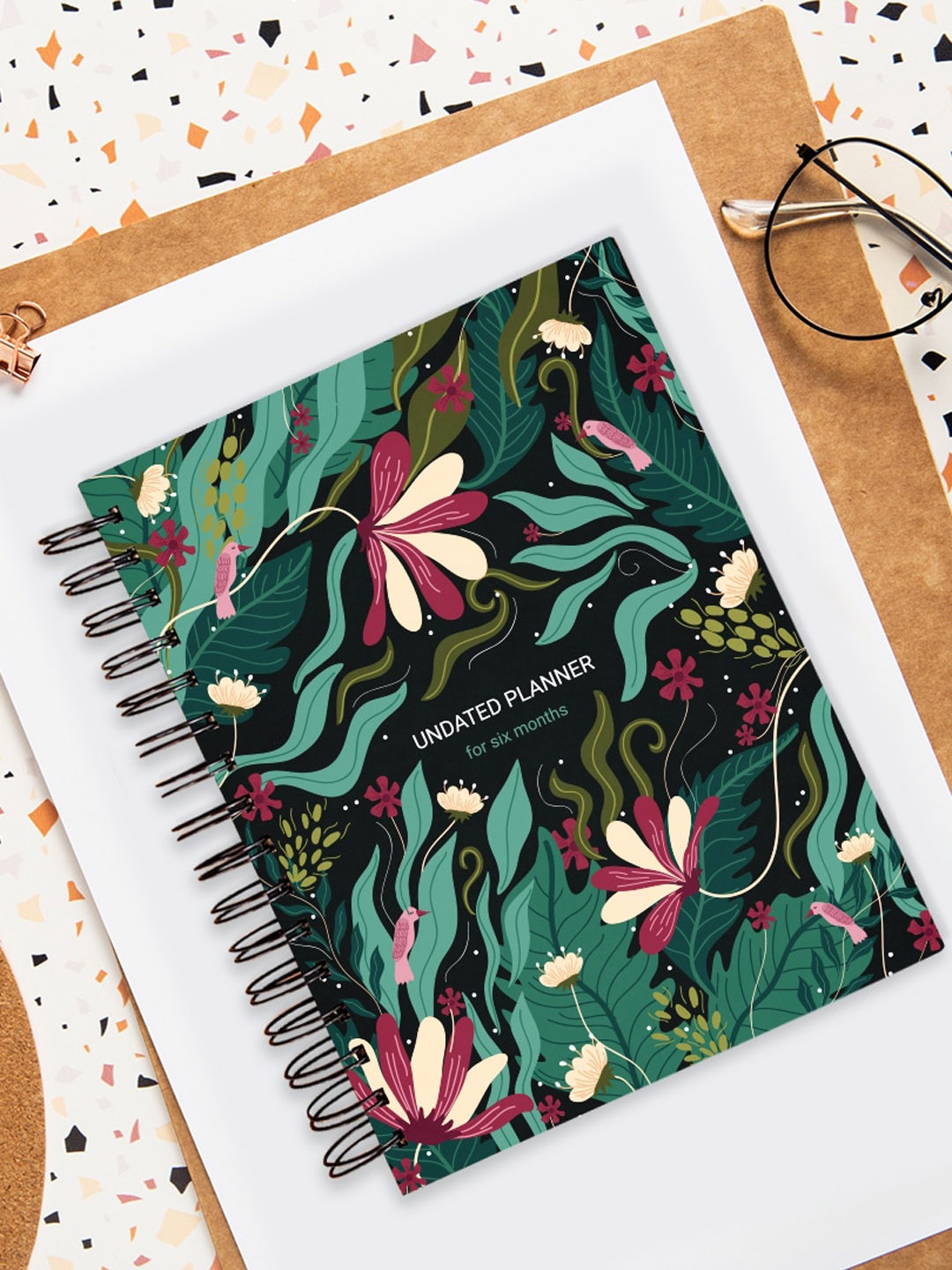 Happening Hippo Weekly and Monthly Planner and Review Book - Plan for 6 Months, Green
Happening Hippo Weekly and Monthly Planner and Review Book - Plan for 6 Months, Green