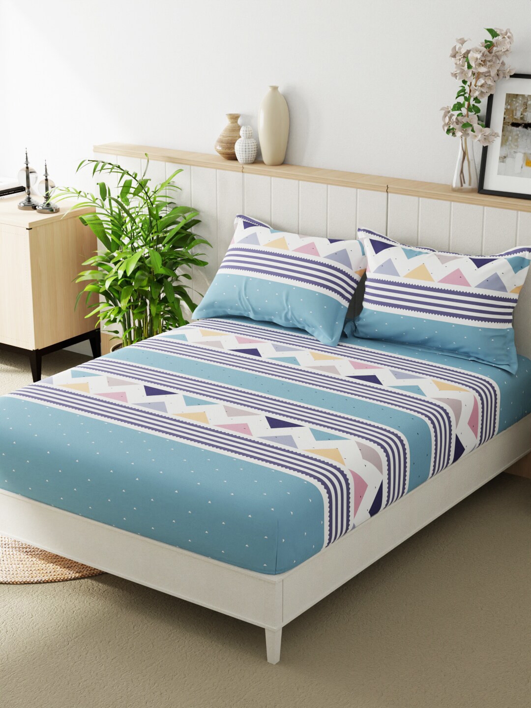 BIANCA Beumonte Blue & White Printed Microfiber 152 TC Queen Bedsheet With 2 Pillow Covers
BIANCA Beumonte Blue & White Printed Microfiber 152 TC Queen Bedsheet With 2 Pillow Covers