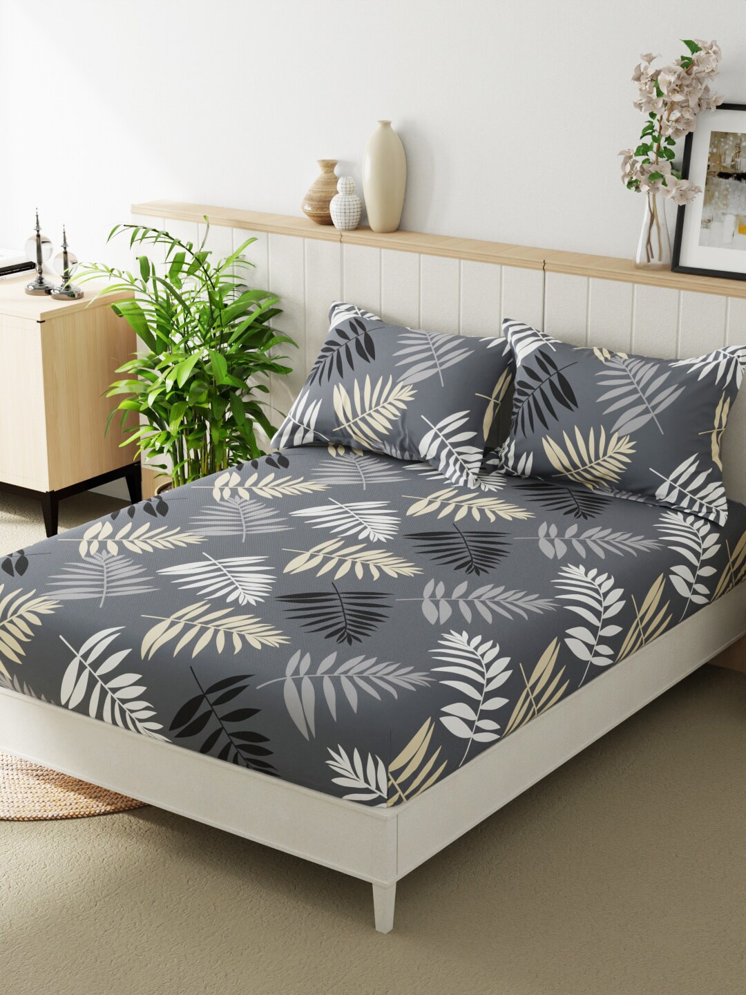 BIANCA Beumonte Charcoal & White Floral Microfiber 152 TC Queen Bedsheet & 2 Pillow Covers
BIANCA Beumonte Charcoal & White Floral Microfiber 152 TC Queen Bedsheet & 2 Pillow Covers