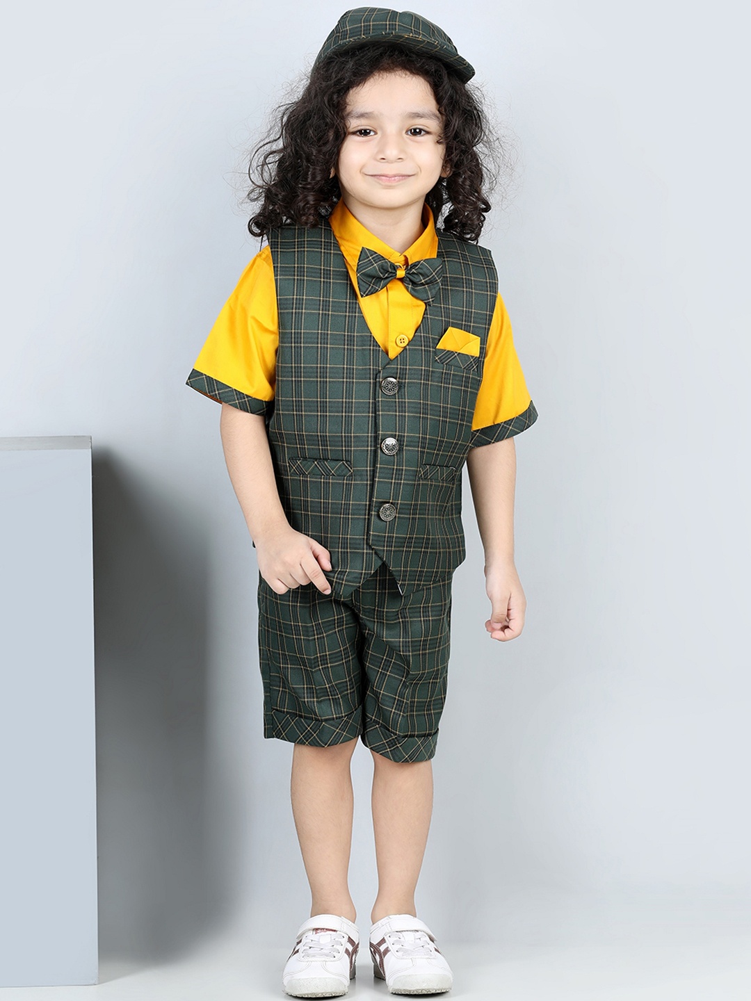 Aj DEZInES Boys Printed Cotton Shirt Bow Shorts With Cap Suspenders Clothing Set, Green
Aj DEZInES Boys Printed Cotton Shirt Bow Shorts With Cap Suspenders Clothing Set, Green