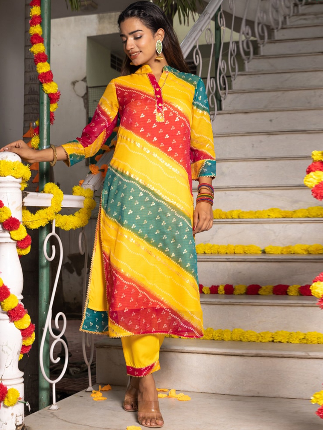 Indi INSIDE Bandhani Printed Regular Gotta Patti Pure Cotton Kurta With Trousers, Yellow
Indi INSIDE Bandhani Printed Regular Gotta Patti Pure Cotton Kurta With Trousers, Yellow