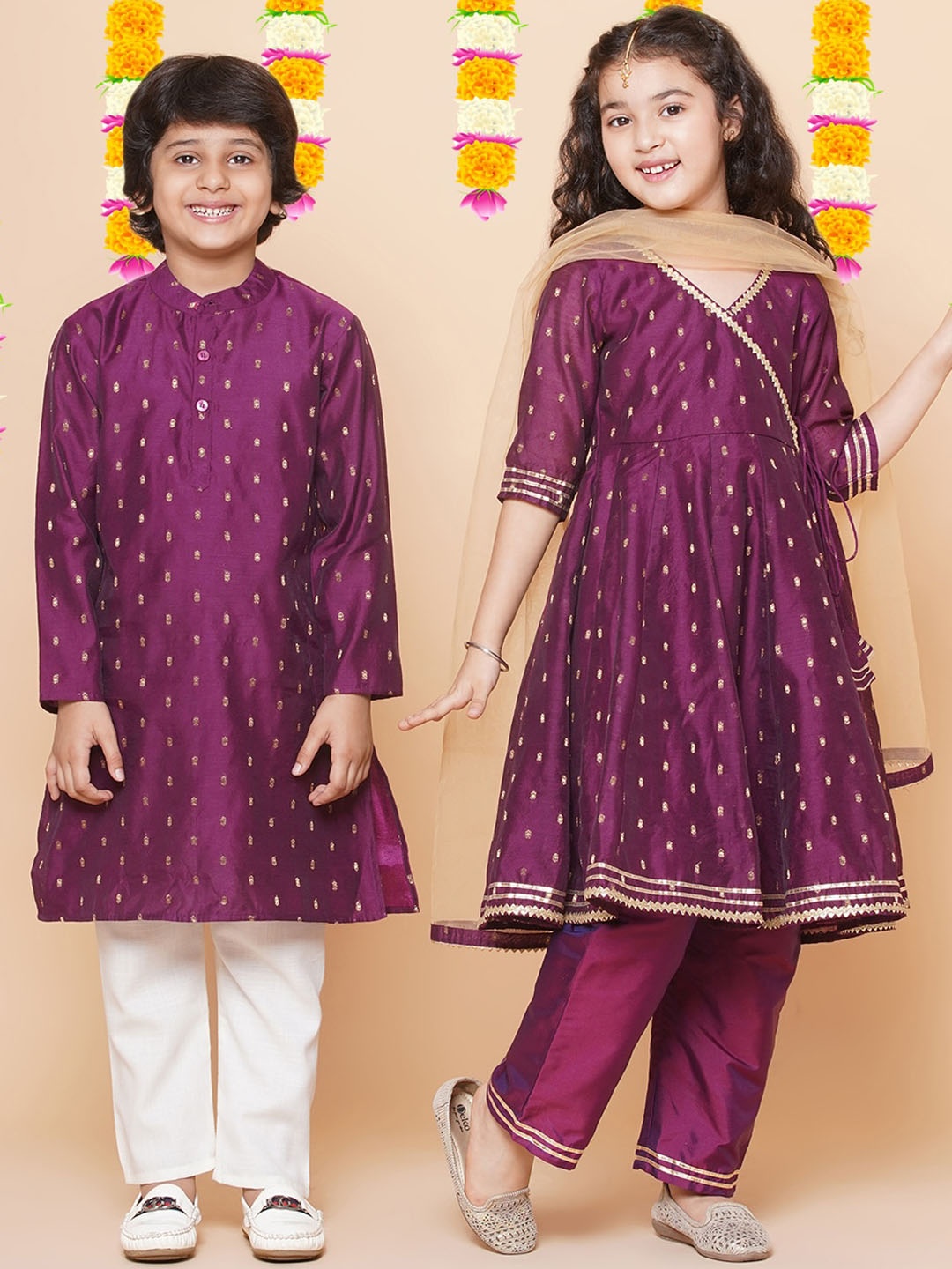 Bitiya by Bhama Girls Ethnic Motifs Woven Design Anarkali Kurta & Trousers with Dupatta, Burgundy
Bitiya by Bhama Girls Ethnic Motifs Woven Design Anarkali Kurta & Trousers with Dupatta, Burgundy