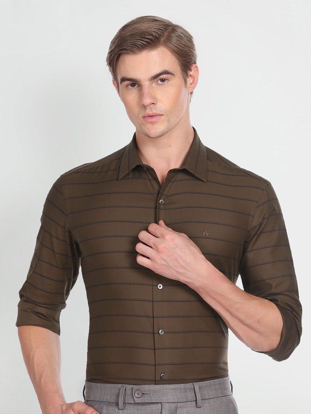 Arrow New York Slim Fit Horizontal Stripes Twill Weave Opaque Pure Cotton Casual Shirt, Brown
Arrow New York Slim Fit Horizontal Stripes Twill Weave Opaque Pure Cotton Casual Shirt, Brown