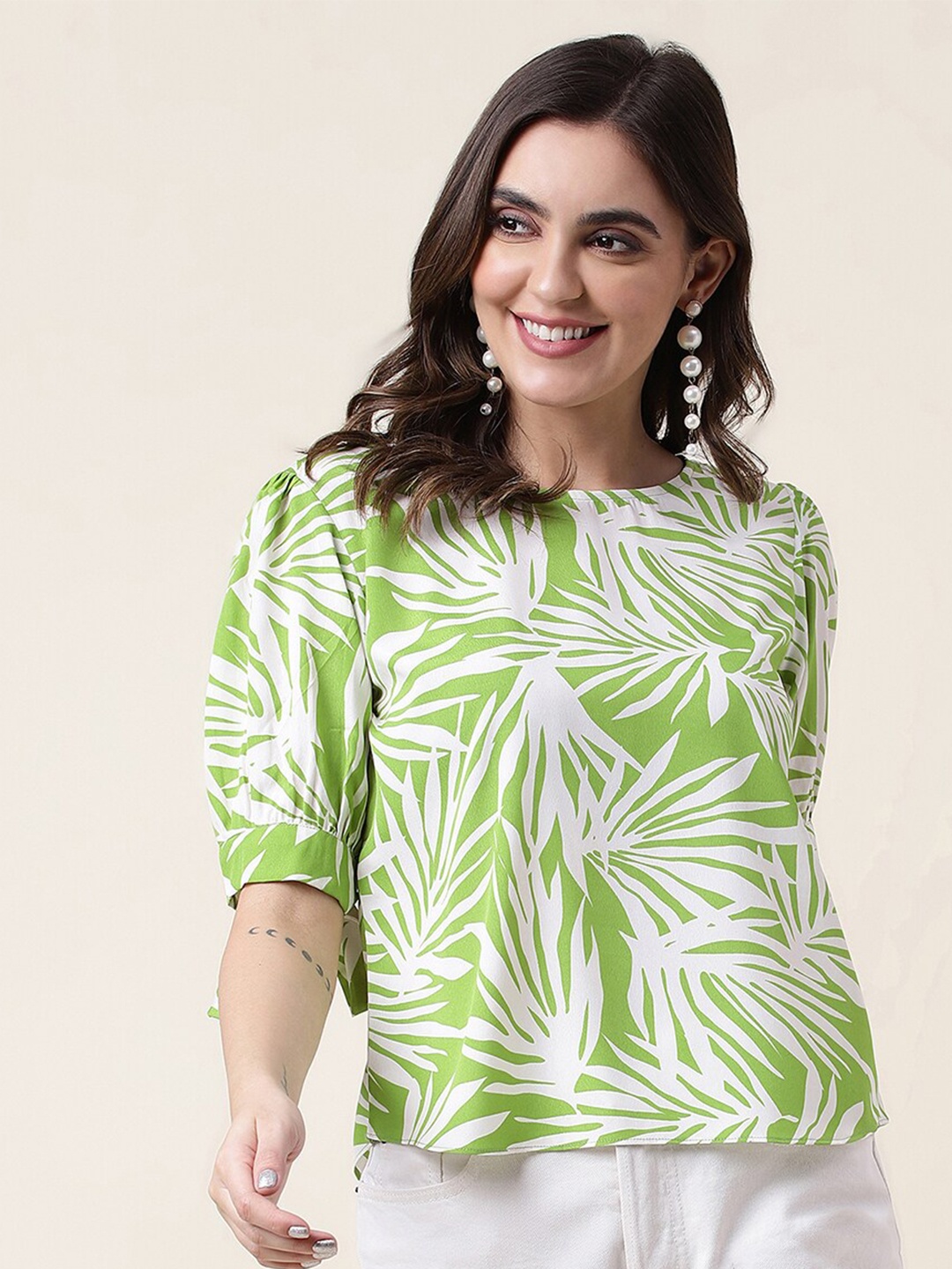 Selvia Tropical Printed Knot Cuff Sleeve Top, Green