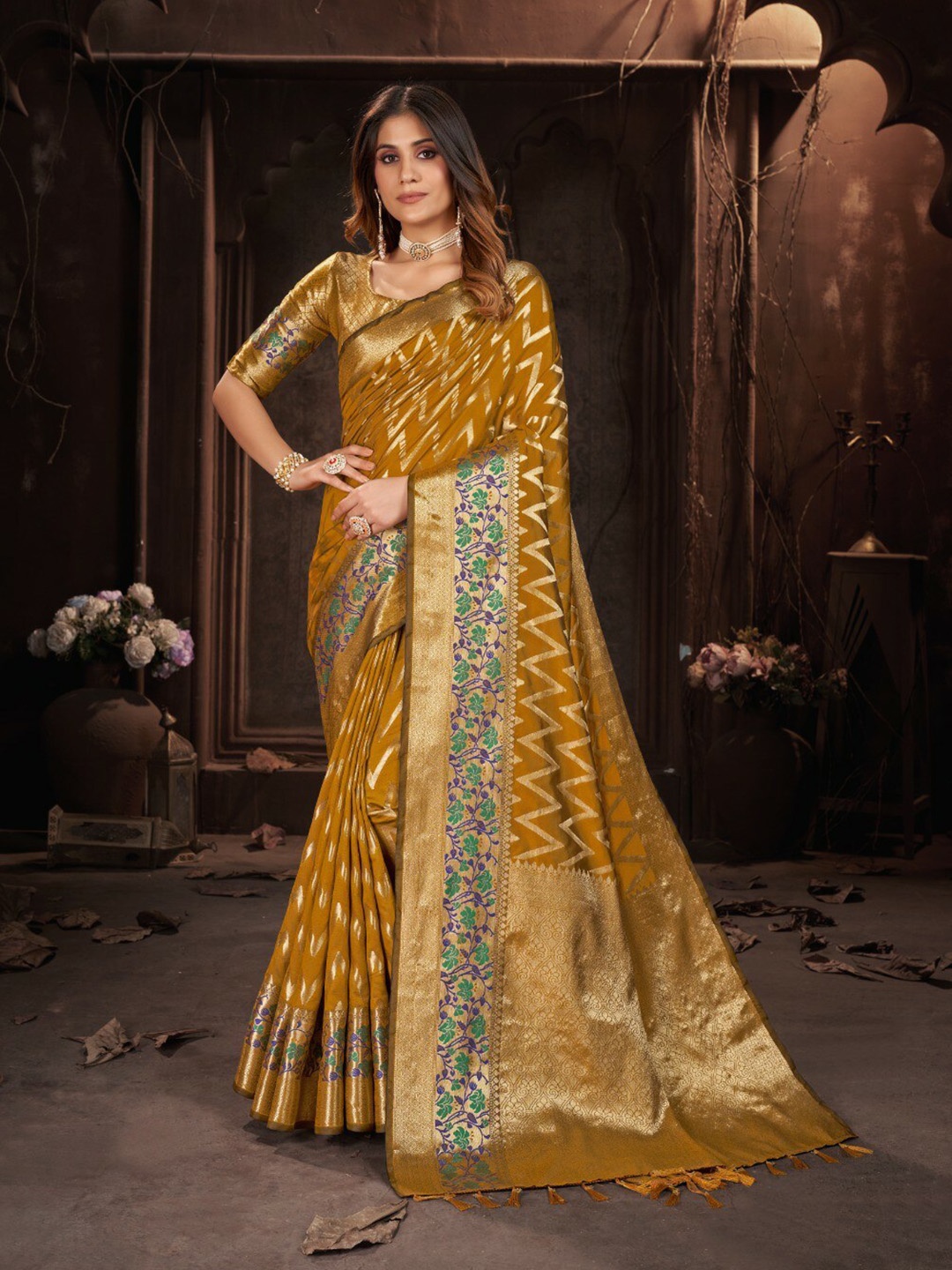CLEMIRA Woven Design Zari Saree, Yellow