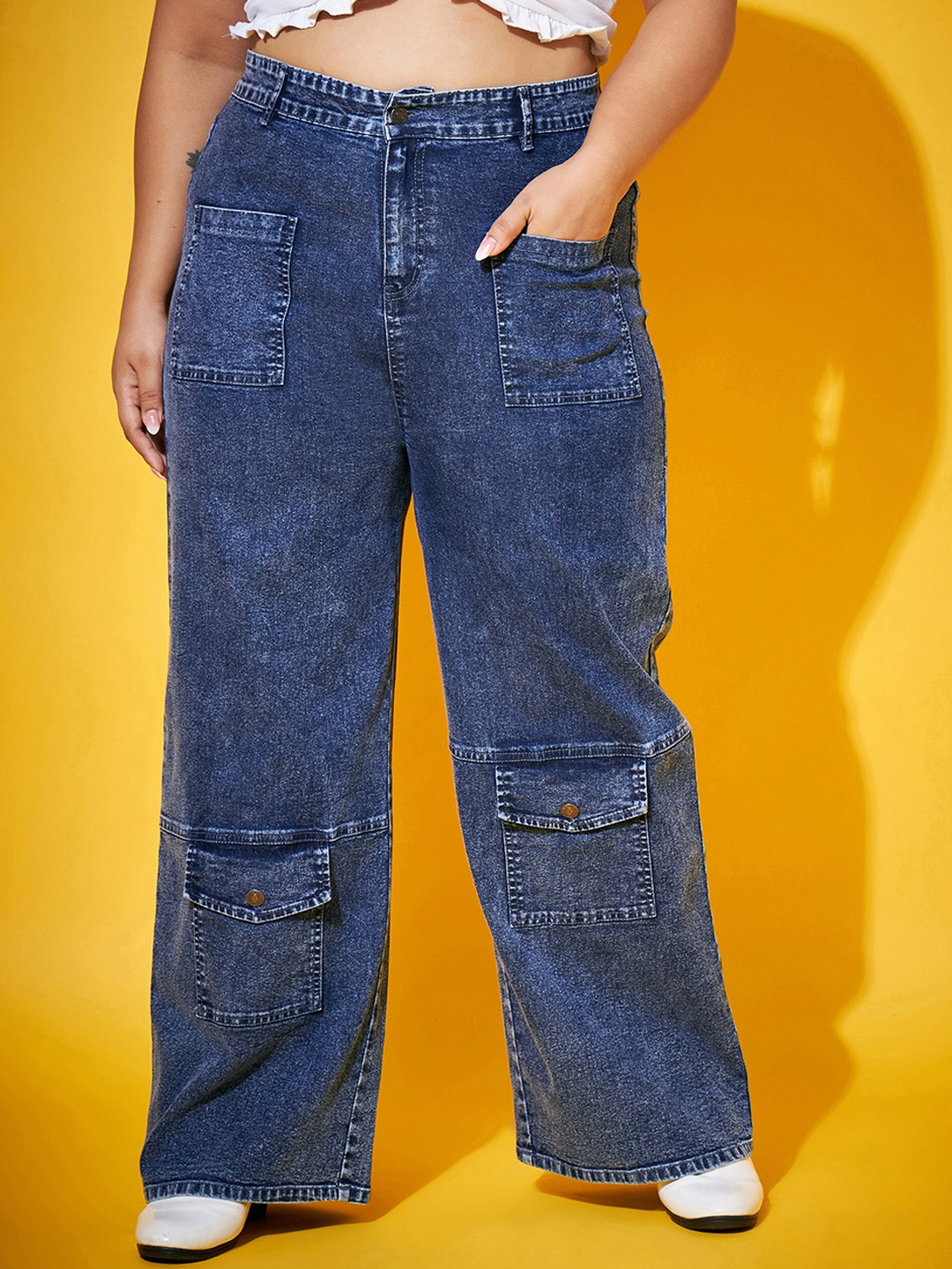 SASSAFRAS Curve Women Blue High-Rise Comfort Straight Fit Acid Wash Stretchable Jeans
SASSAFRAS Curve Women Blue High-Rise Comfort Straight Fit Acid Wash Stretchable Jeans