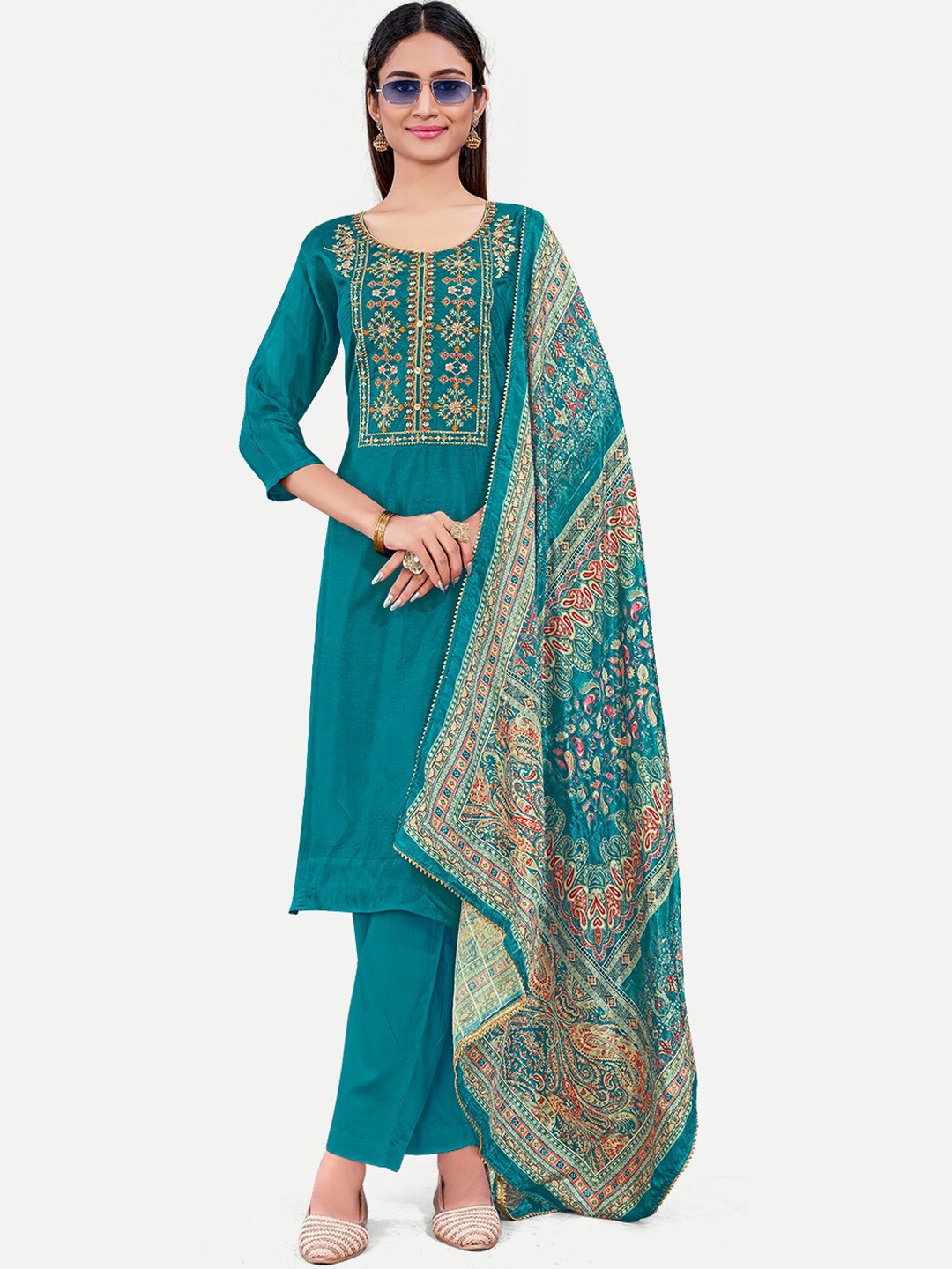 TAVAS Floral Embroidered Yoke Design Kurta with Trousers & With Dupatta, Teal
TAVAS Floral Embroidered Yoke Design Kurta with Trousers & With Dupatta, Teal