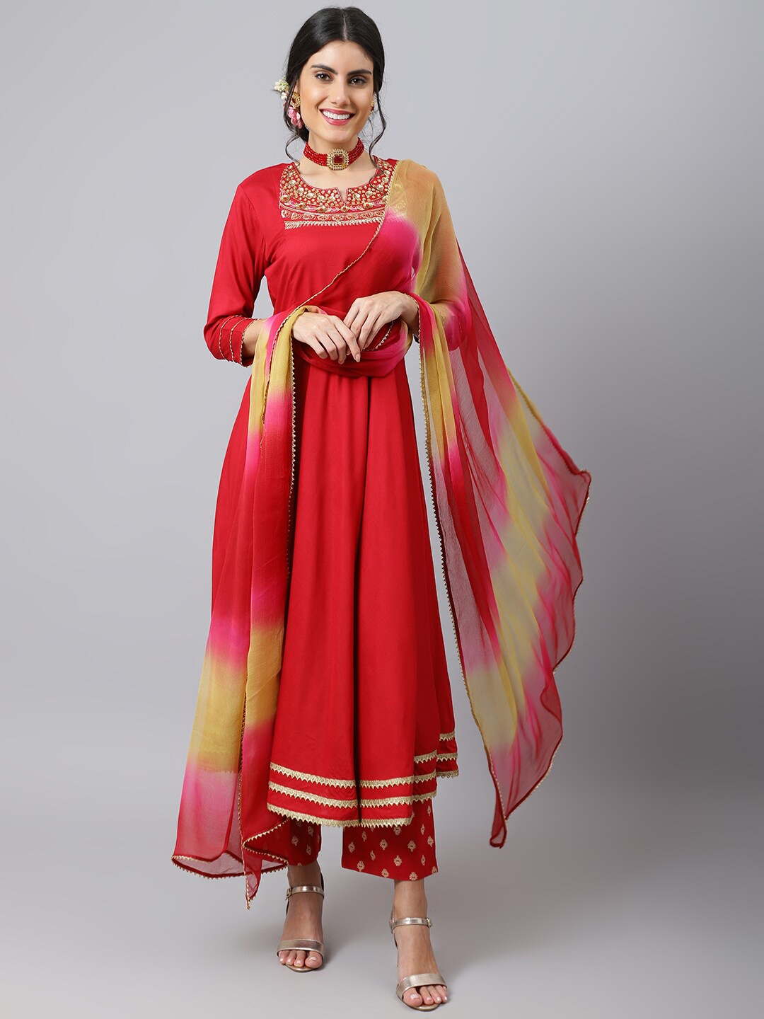 Khushal K Floral Embroidered Regular Sequinned Anarkali Kurta With Trousers & Dupatta, Maroon
Khushal K Floral Embroidered Regular Sequinned Anarkali Kurta With Trousers & Dupatta, Maroon