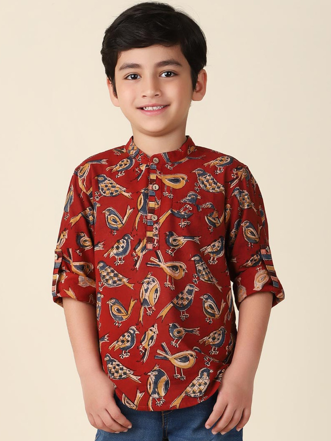 Fabindia Boys Quirky Printed Cotton Mandarin Collar Roll-Up Sleeves Short Kurta, Maroon
Fabindia Boys Quirky Printed Cotton Mandarin Collar Roll-Up Sleeves Short Kurta, Maroon